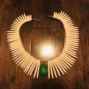 Anthropologie spiky collar necklace green pendant